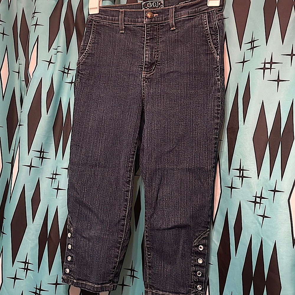 NYDJ Rhinestone Snap Hem Stretch Denim Petite Capri Style Jeans-sz 6
